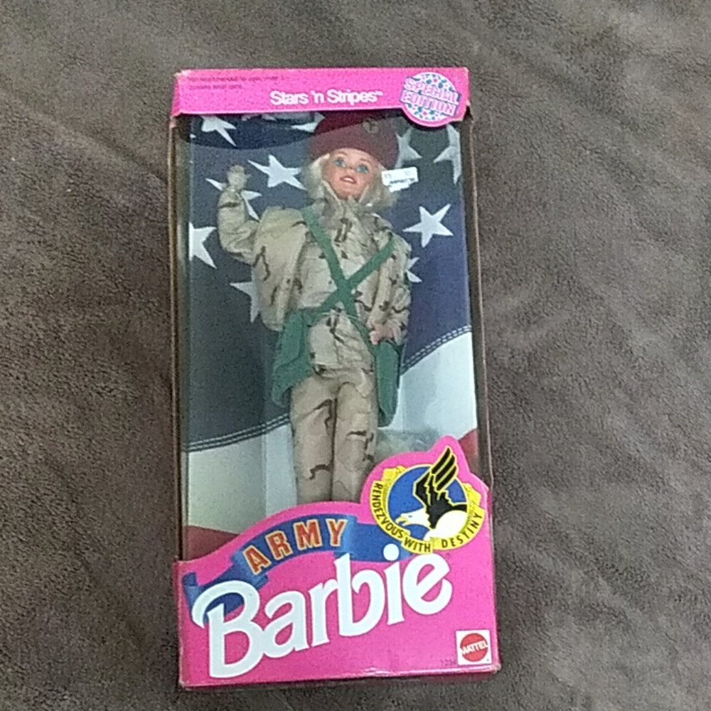 S&S Barbie patriotic smudge on nose; removeable